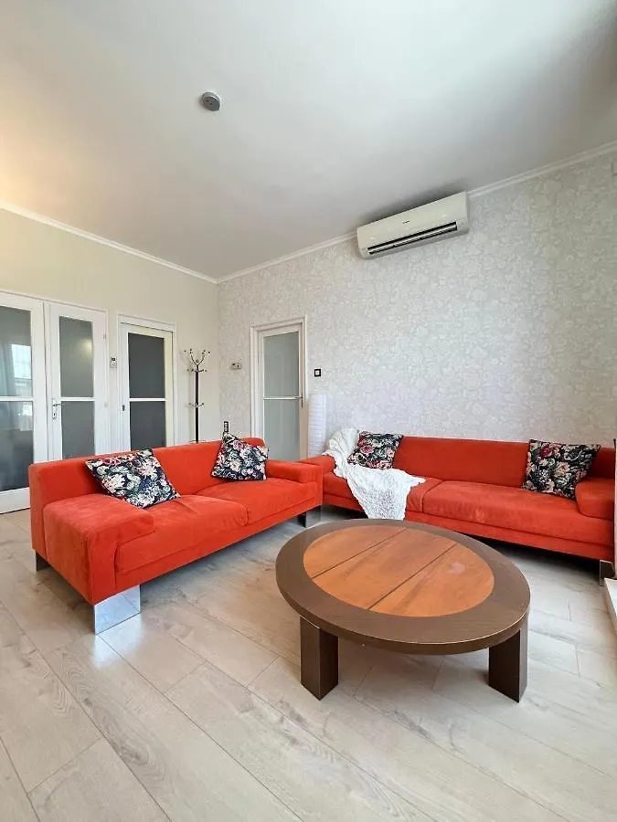 Madach Square Apartment Budapest